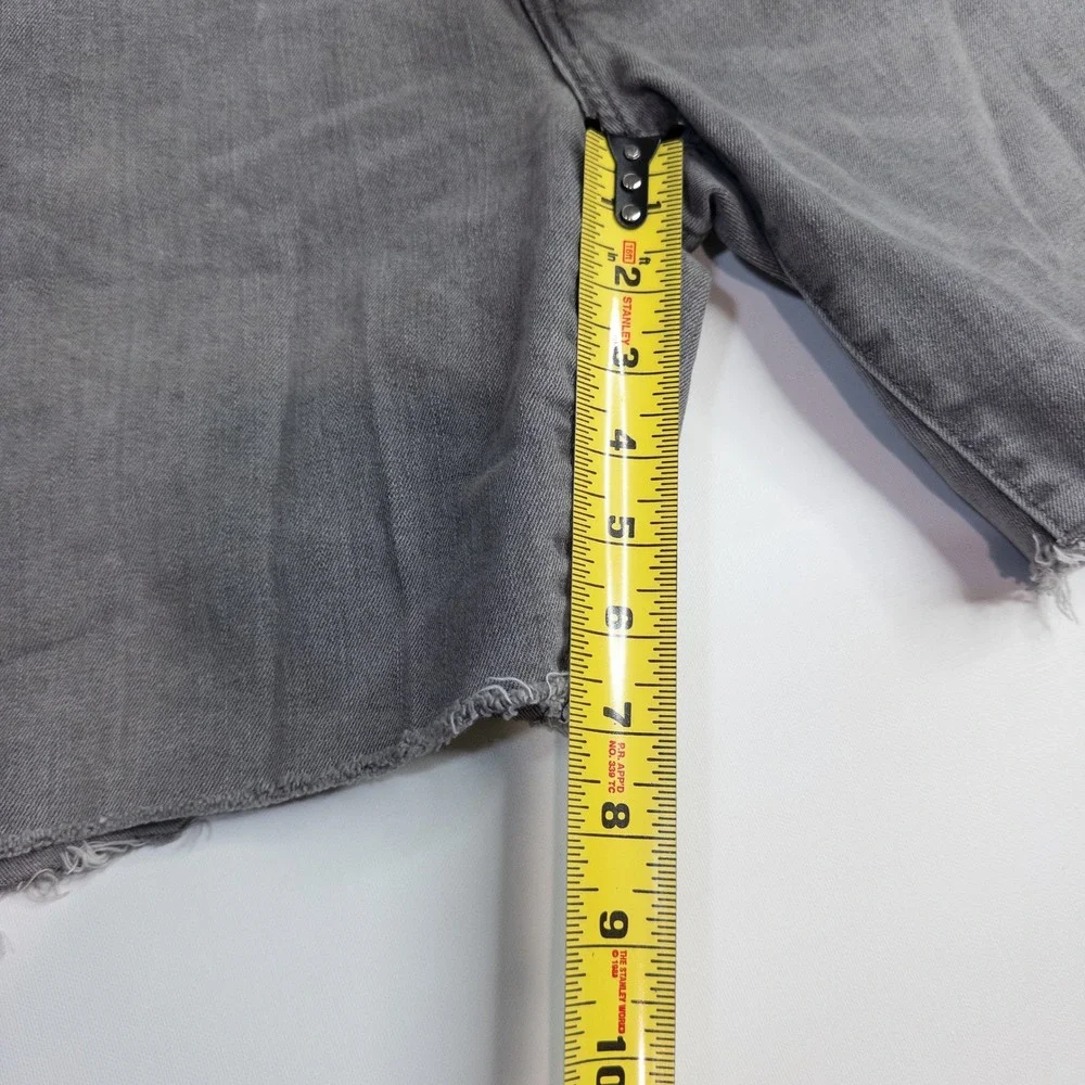 Levi's 541 Athletic Taper Shorts Mens 38 Gray Good Raw Hem Cut Off Denim